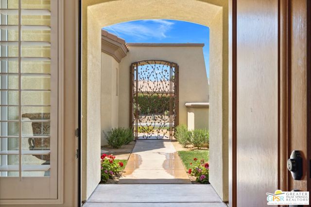 1 Toscana Way, Rancho Mirage CA: https://media.crmls.org/mediaz/a34a941f-df3f-407c-abe4-9dc38daadf2d.jpg
