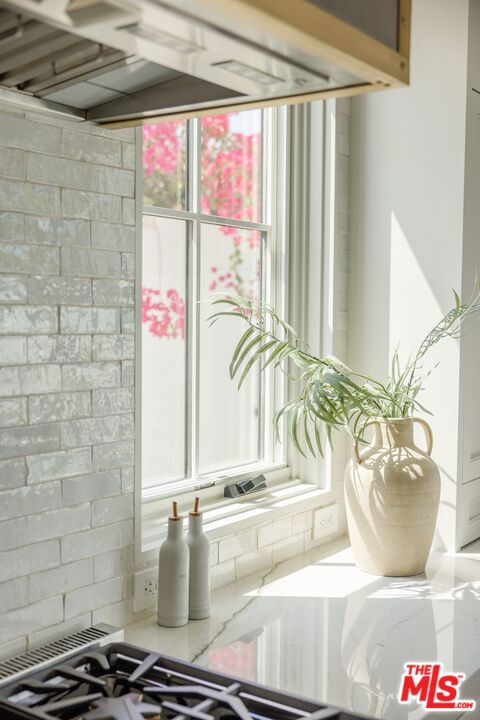 8363 Stewart Avenue, Los Angeles CA: https://media.crmls.org/mediaz/a34b0011-1f95-4991-9da5-97ac599cc8ac.jpg