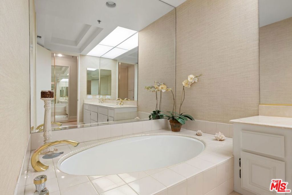 MLS #26853811 image #30