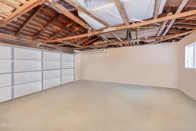 543 E Avenue J1, Lancaster CA: https://media.crmls.org/mediaz/a34ff056-c941-45ae-b5c9-59060826e587.jpg