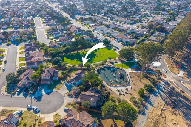 3245 Estrella Del Mar Way, Marina CA: https://media.crmls.org/mediaz/a350a7b7-4f49-44f7-92f3-1dd04775b449.jpg