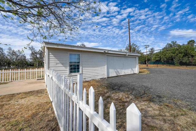 Detail Gallery Image 9 of 33 For 354 Magnolia Ave, Ramona,  CA 92065 - 2 Beds | 1 Baths