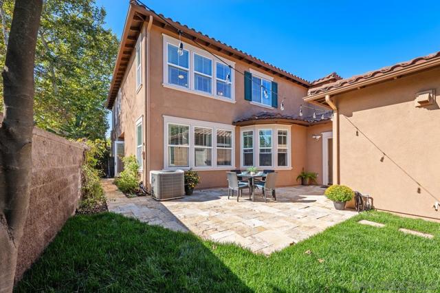 15501 Bristol Ridge Ter, San Diego CA: https://media.crmls.org/mediaz/a352b7c6-c2a2-4819-8b58-d5852b8f2573.jpg