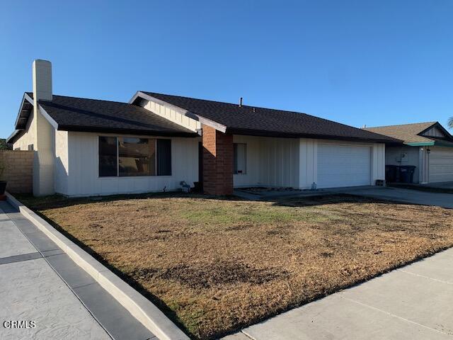 Detail Gallery Image 1 of 24 For 1360 Juneberry Pl, Oxnard,  CA 93036 - 5 Beds | 2 Baths