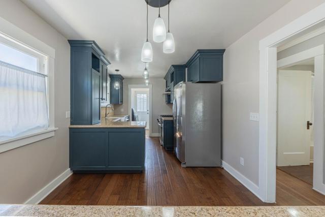 116 Oak Street, Salinas CA: https://media.crmls.org/mediaz/a352c0b0-eabc-47f4-81bb-7e144ab8ef58.jpg