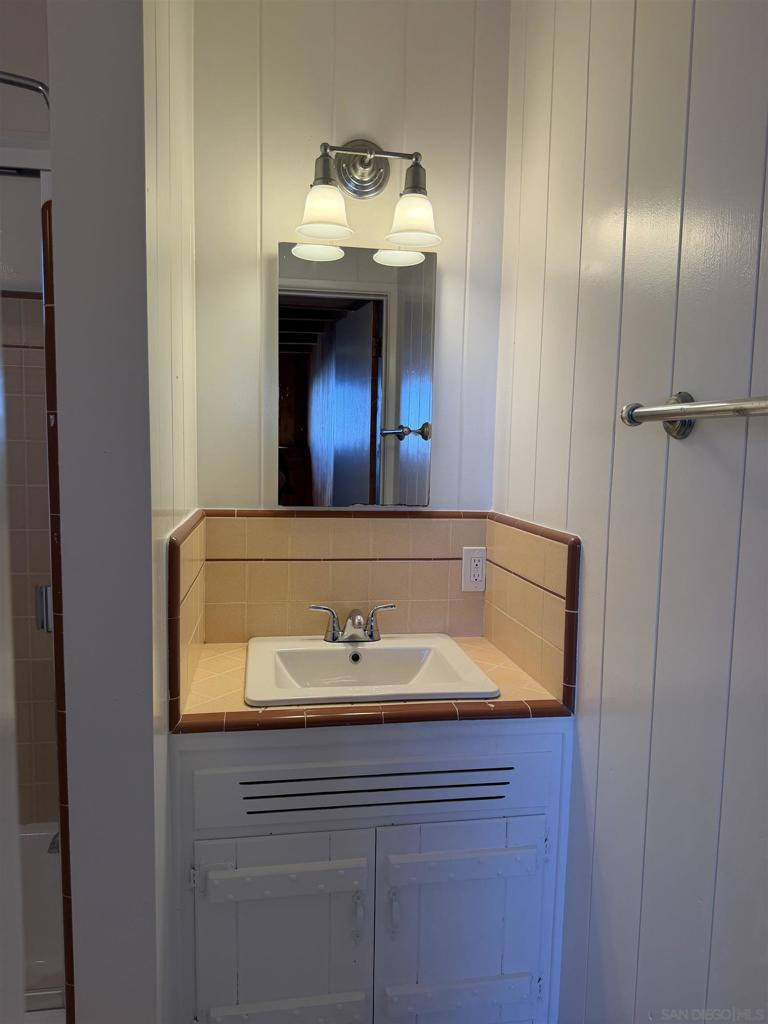 350 13th Street - photo 8