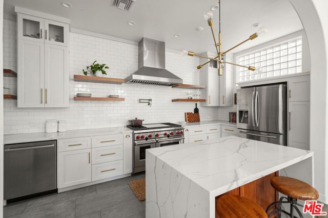 3418 Dorothy Road, Topanga CA: https://media.crmls.org/mediaz/a3534eba-2394-43ed-86f1-d039c4cc2407.jpg