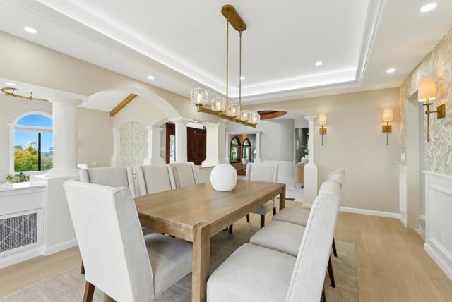 1 Lewis Ranch Road, San Carlos CA: https://media.crmls.org/mediaz/a3537f5e-be87-41ff-8ff0-554c20e590a3.jpg