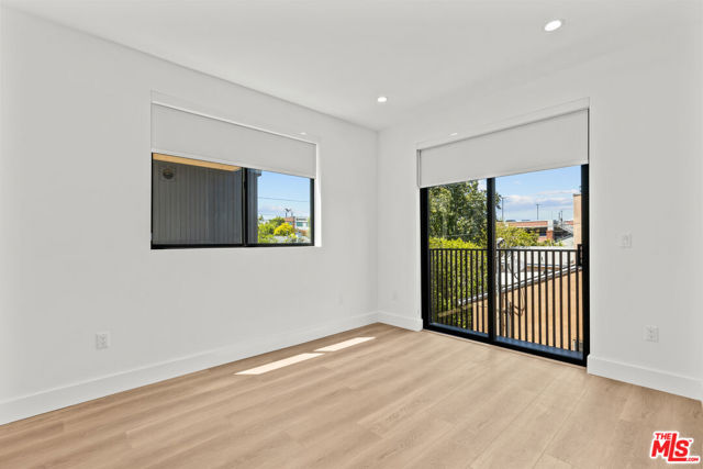 5841 Kester Avenue, Van Nuys CA: https://media.crmls.org/mediaz/a353a3b0-f2bd-46bc-b6d2-3033da5c439a.jpg