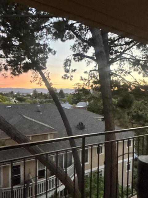 360 Everett Avenue, Palo Alto CA: https://media.crmls.org/mediaz/a35454b8-87ed-4f94-a3f3-0062d6429289.jpg