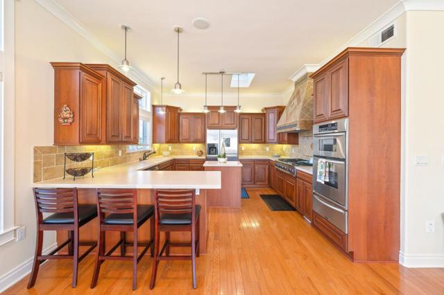 1207 Danmann Avenue, Pacifica CA: https://media.crmls.org/mediaz/a3554985-5ea4-48cf-9934-c764c3a976f8.jpg