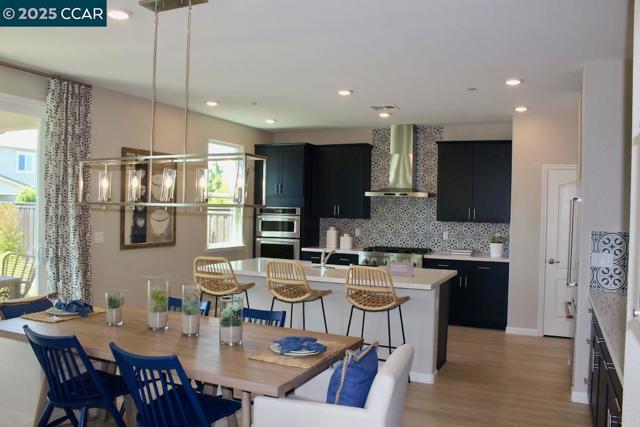 783 Billhook Drive, Vacaville CA: https://media.crmls.org/mediaz/a355e47e-86f9-4c64-84a1-43588994264b.jpg