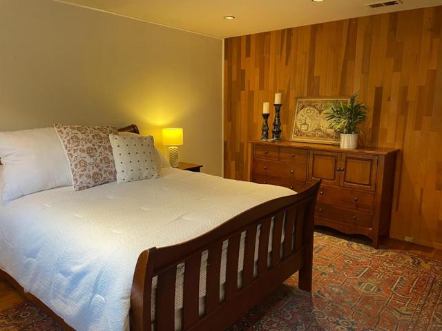 855 Sierra Street, Moss Beach CA: https://media.crmls.org/mediaz/a3565b22-e173-4614-bbd1-bef2a5f9440a.jpg