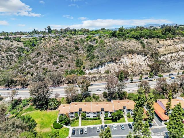 5055 Collwood Way, San Diego CA: https://media.crmls.org/mediaz/a35734b7-ac43-4704-b3de-fac7e7e299d4.jpg