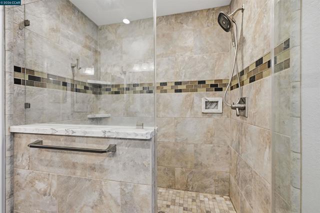 1963 Windward Pt, Discovery Bay CA: https://media.crmls.org/mediaz/a357a96a-7797-4a26-89a8-ec537830aab2.jpg