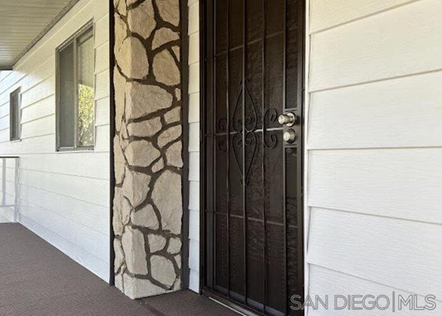 1501 Anza, Vista CA: https://media.crmls.org/mediaz/a3588275-ac9f-4952-9d76-ebd4d0d5bd0e.jpg