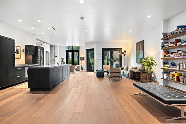 2500 6th Ave, San Diego CA: https://media.crmls.org/mediaz/a359eea8-0d3d-4d4b-8a3e-b6b82e9e43d7.jpg