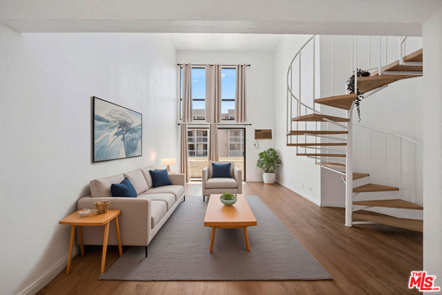 1440 Veteran Avenue, Los Angeles CA: https://media.crmls.org/mediaz/a35c44ef-9115-4800-9cd8-5d1289517393.jpg