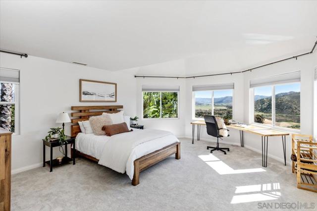 Image 39 of 75 For 2814 Paseo Del Sol