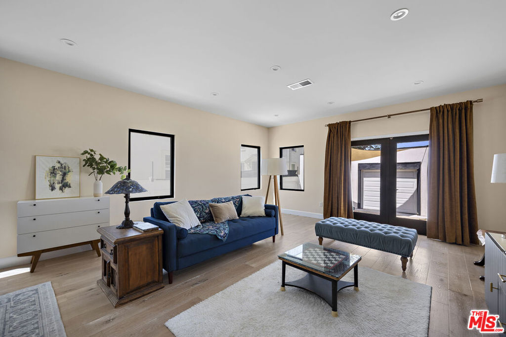 MLS #25537291 img 15