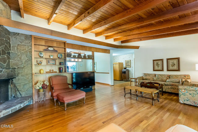 Detail Gallery Image 12 of 71 For 1364 Journey's End Dr, La Canada Flintridge,  CA 91011 - 3 Beds | 2 Baths