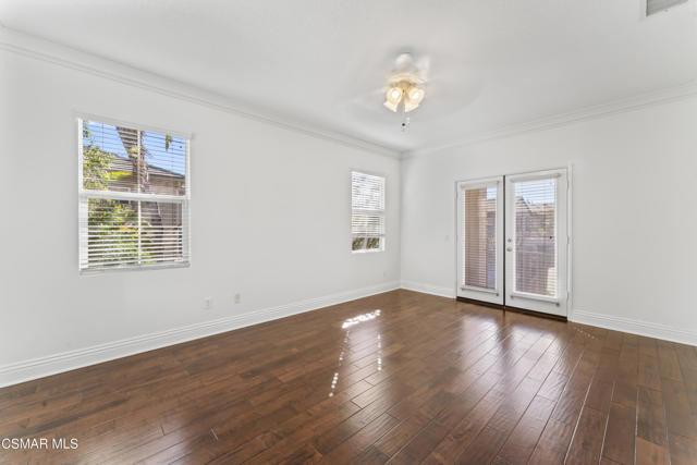 186 Parkside Drive, Simi Valley CA: https://media.crmls.org/mediaz/a3612e55-e1e5-4049-b30b-132186fb63ef.jpg