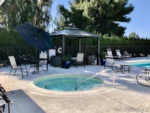 4382 Dowitcher Way, Oceanside CA: https://media.crmls.org/mediaz/a36182b2-b79a-4bce-91f7-8bfe8a3254f2.jpg
