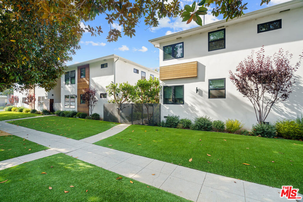 11795 Gateway Boulevard #4