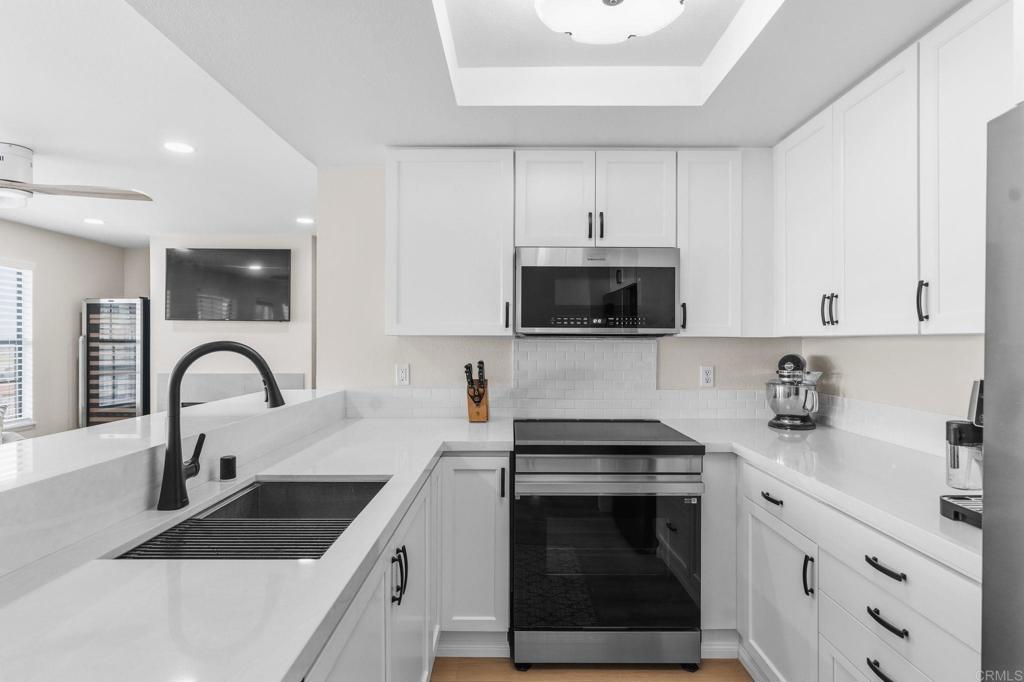 3961 Hortensia Street - photo 8