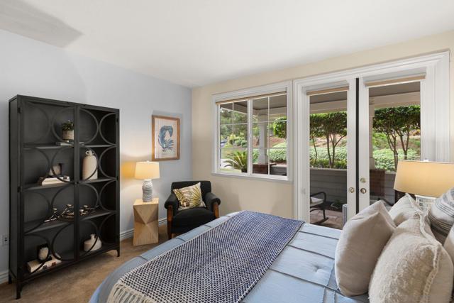 521 Latigo Row, Encinitas CA: https://media.crmls.org/mediaz/a3635825-5992-4ff2-ba34-af6893bfcd4a.jpg