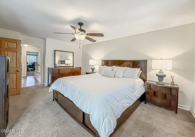 2514 Glenhurst Court, Simi Valley CA: https://media.crmls.org/mediaz/a3640bb3-9777-478d-88ca-debd3dc7ade5.jpg