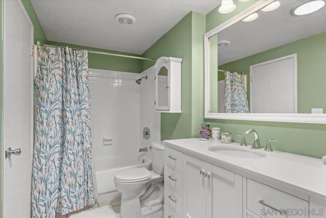5217 Mount Alifan Dr, San Diego CA: https://media.crmls.org/mediaz/a36454fd-2004-429c-a3f2-ef0a85b91c7d.jpg