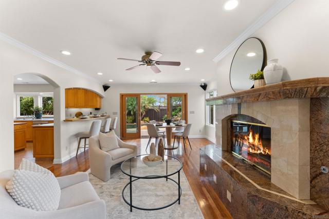 Image 14 of 45 For 5028 Collier Avenue