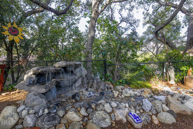 Detail Gallery Image 7 of 36 For 3727 Beechglen Dr, La Crescenta,  CA 91214 - 3 Beds | 2 Baths
