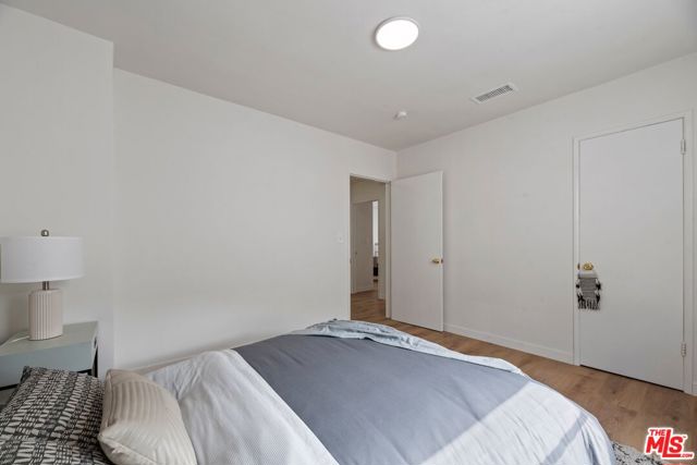 4222 Corinth Avenue, Los Angeles CA: https://media.crmls.org/mediaz/a367080a-5a42-464b-b5b6-82d1fa89f8a8.jpg