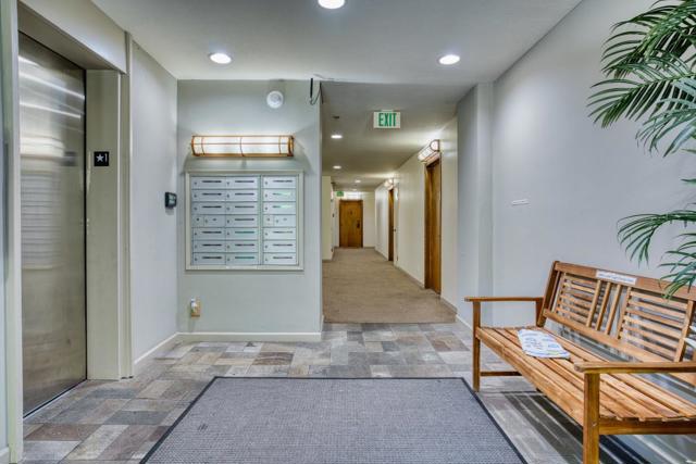 320 Palo Alto Avenue, Palo Alto CA: https://media.crmls.org/mediaz/a36764ec-9fbc-4fab-ba44-b9f729bb1dbb.jpg