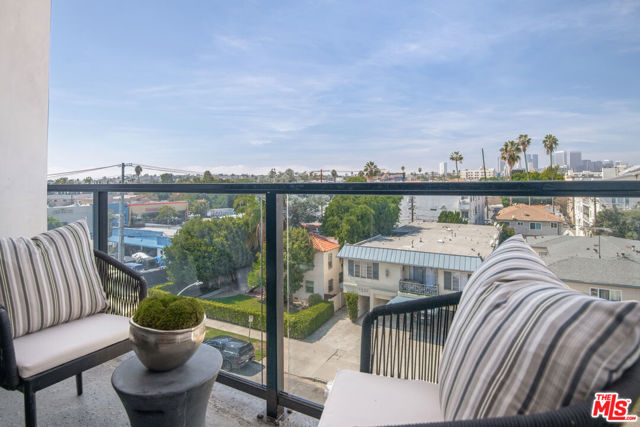 1226 S Bedford Street, Los Angeles CA: https://media.crmls.org/mediaz/a3677e46-4a89-42db-80c3-05d9b0388743.jpg