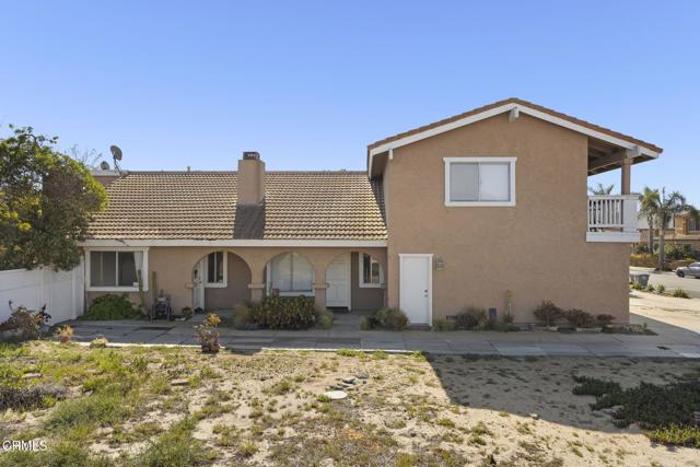 1020 Dunes Street, Oxnard CA: https://media.crmls.org/mediaz/a36815db-ffb1-4fcf-a5bd-1da1f332094e.jpg