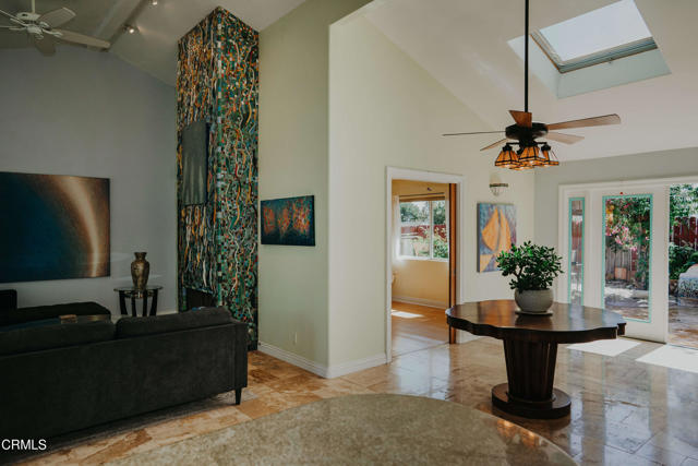 Detail Gallery Image 3 of 55 For 7314 Wallaby St, Ventura,  CA 93003 - 3 Beds | 2 Baths