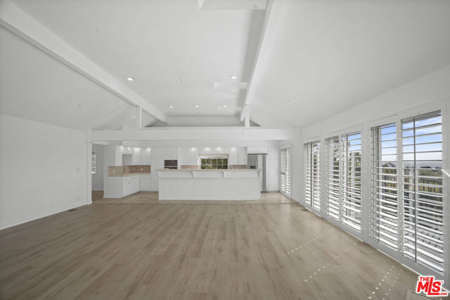 31763 Cottontail Lane, Malibu CA: https://media.crmls.org/mediaz/a36a292c-635d-461d-b201-f21178086cd5.jpg