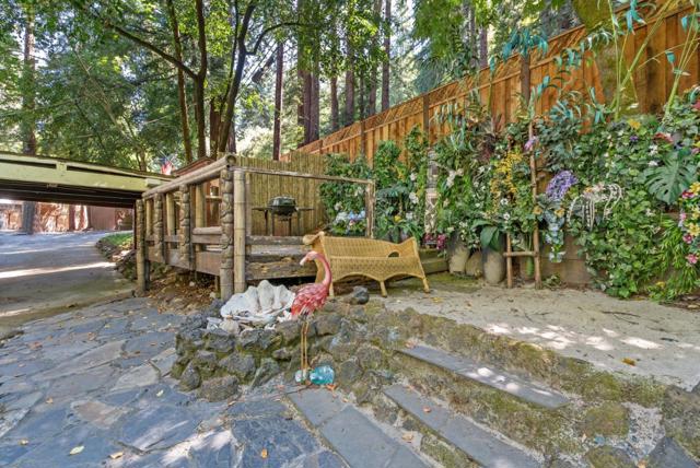 9609 E Zayante Road, Felton CA: https://media.crmls.org/mediaz/a36a40e3-761d-400c-9cf3-4611bb774a20.jpg