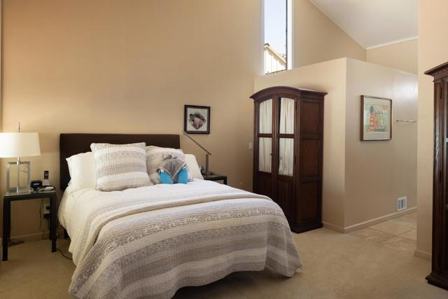 9662 Willow Court, Carmel CA: https://media.crmls.org/mediaz/a36b4745-582e-4b07-9385-73412c4f8417.jpg