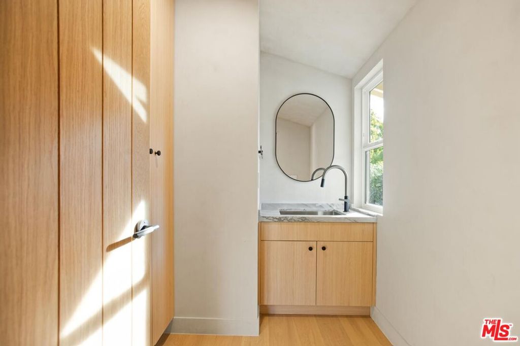 MLS #25625191 image #18