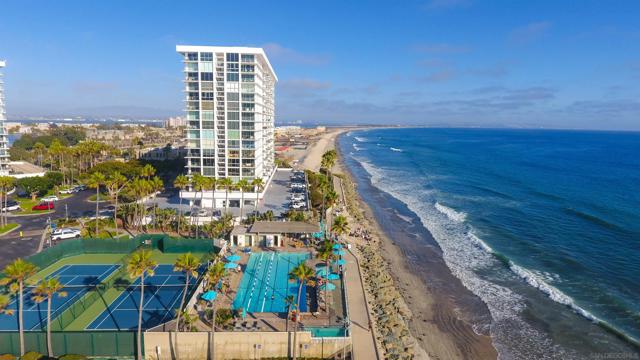 1810 Avenida Del Mundo, Coronado CA: https://media.crmls.org/mediaz/a36e33d1-0bda-49d2-ae0f-ac9c252a25e1.jpg