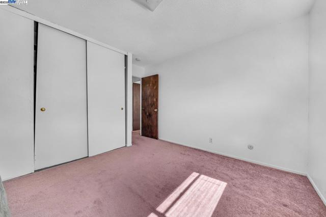 1738 7Th St, Berkeley CA: https://media.crmls.org/mediaz/a36e48c3-b364-4844-9b1f-2168155c816f.jpg