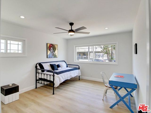 10315 Condon Avenue photo 21