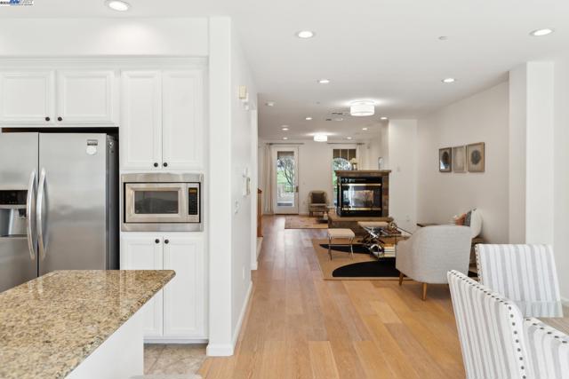 3554 Capoterra Way, Dublin CA: https://media.crmls.org/mediaz/a36f3749-bfd8-4e27-a216-9712fd319f58.jpg