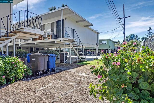 Image 10 of 29 For 1469 Marclair Dr