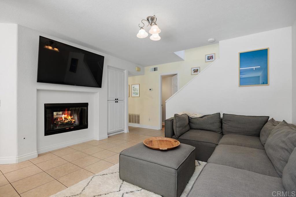 6819 Xana Way - photo 12