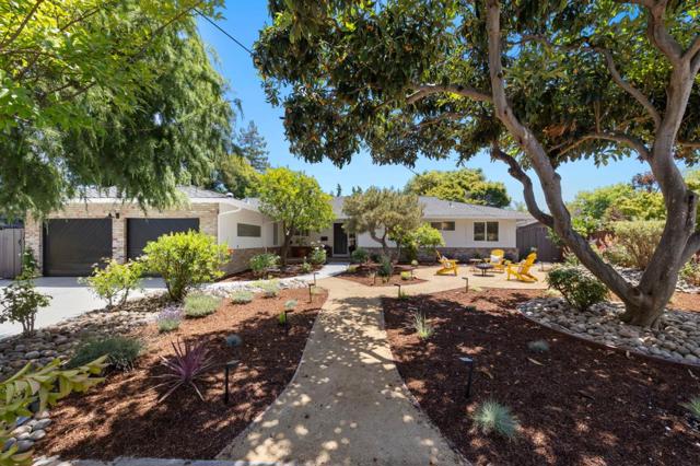 934 Hickory Way, Fremont CA: https://media.crmls.org/mediaz/a373347d-48b7-492a-a5d8-7722178b9d00.jpg
